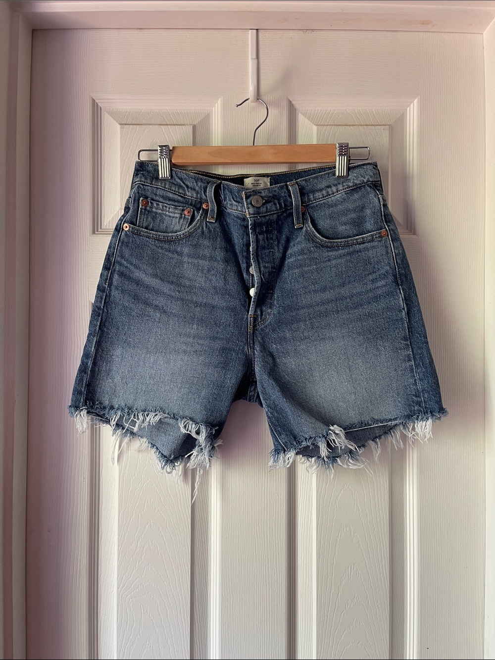 Levi’s 501 Mid Thigh Shorts